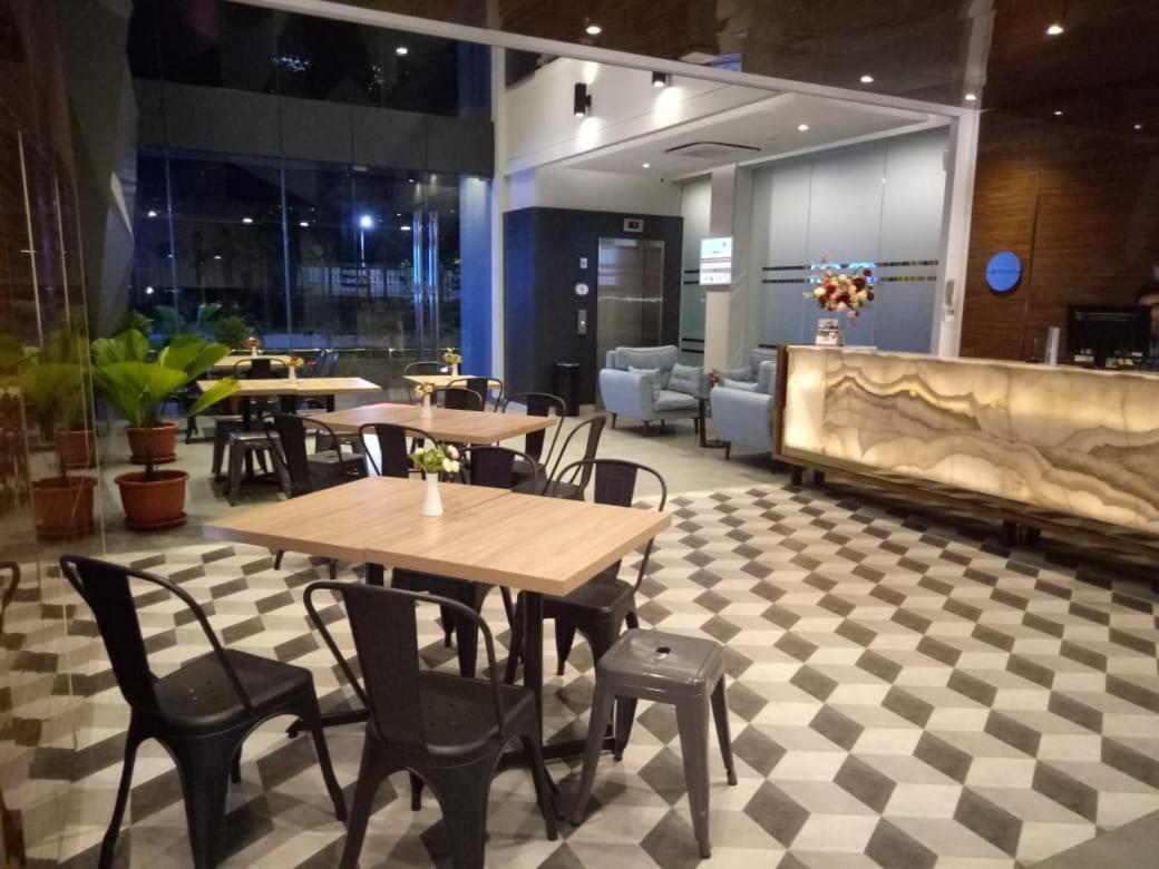 Odua Thamrin Jakarta Buitenkant foto